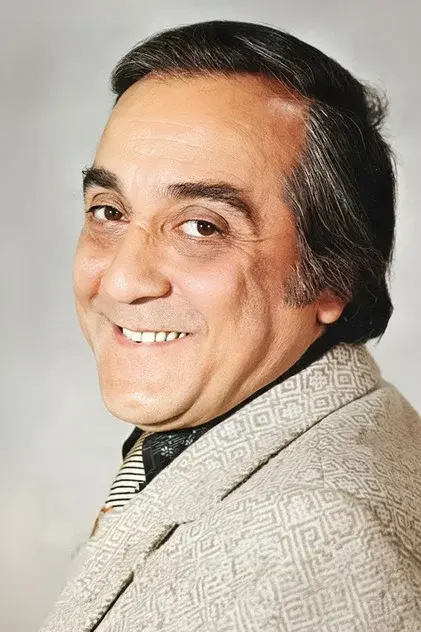 Selim Naşit