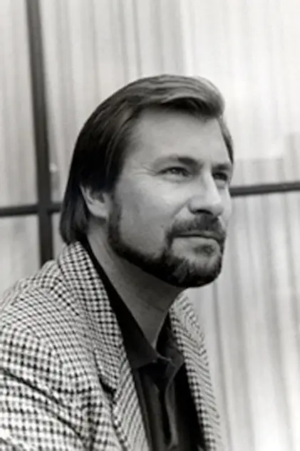 Richard Vernon