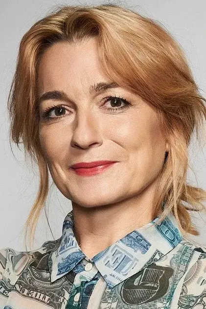 Lucie Cave