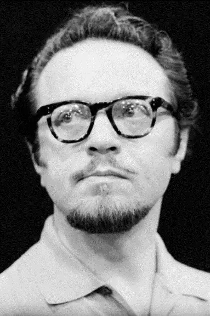Alfred Drake