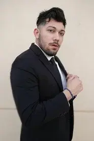 Daniel Caroline