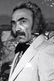 Siroos Shandermani