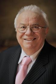 Alexandru Arศinel
